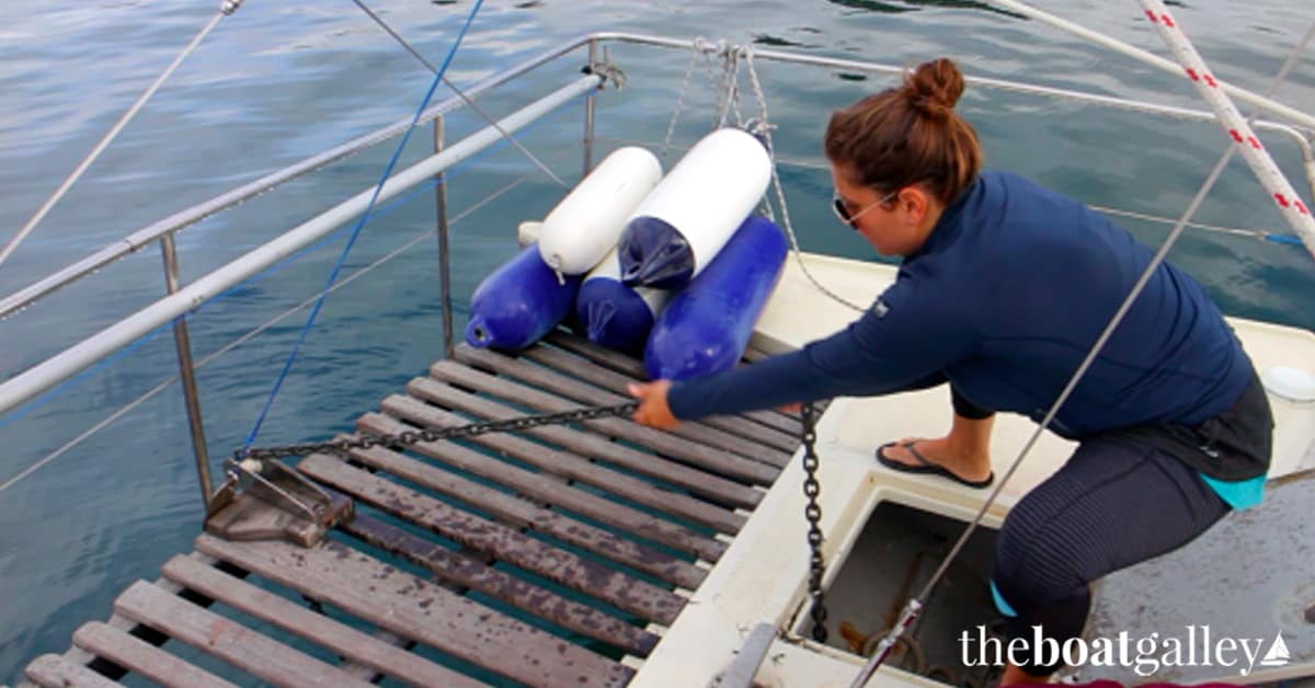 What's it REALLY like to cruise on a tight budget and try to make money as you go? Elena's Cruising Story tells it as it is.