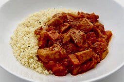 Chicken couscous is a tasty 5-minute meal, using couscous, canned chicken and tomatoes.