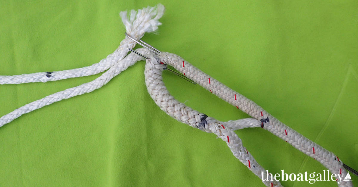 Make your own fid and have an easier time with your next double braid eye splice. Learning from the local rigging shop!